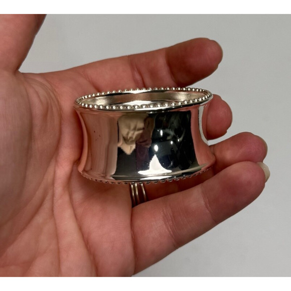 Kemp & Bentley Sliver Napkin Rings Set Of 8 Simple Beaded Minimalist - Picture 4 of 5